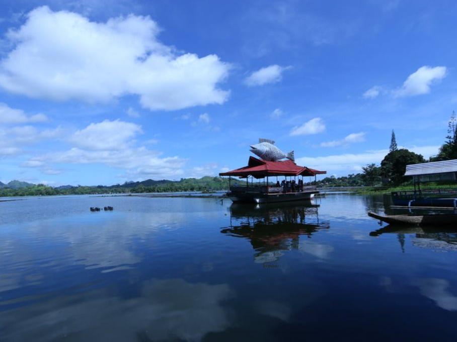 Punta Isla Lake Resort Lake Sebu Exterior photo